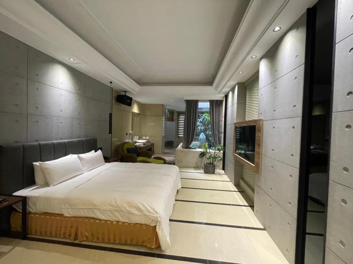 טאויואן Minimalist Fashion Motel מראה חיצוני תמונה